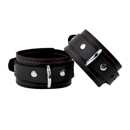 Vallera Leather Stitched Wrist Cuffs - USA