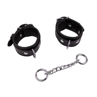 Bondage Wrist Cuffs with Chain Connector - USA