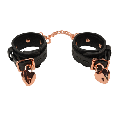 Bondage Wrist Cuffs with Chain Connector - USA